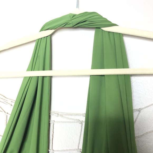 AKIRA Undeniable Sleeveless Cutout Halter Bodysuit Green M - Picture 10 of 13